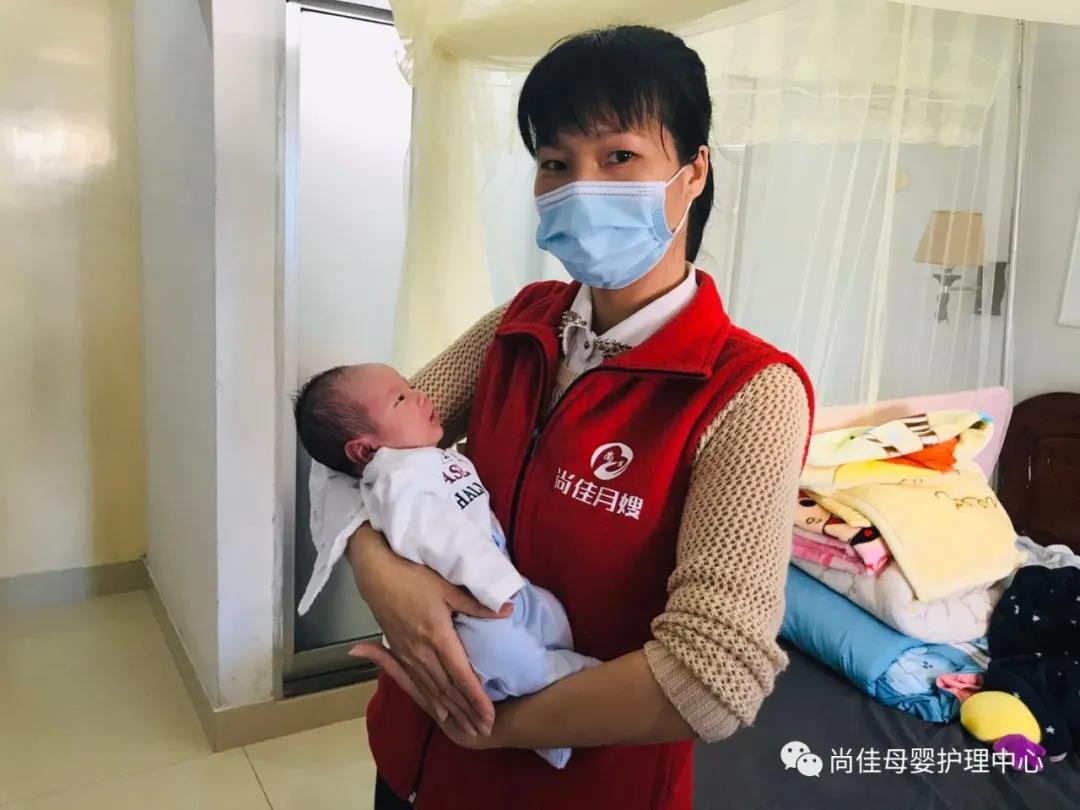 尚佳專業(yè)月嫂丨預(yù)防丨乳腺炎，怎么辦？